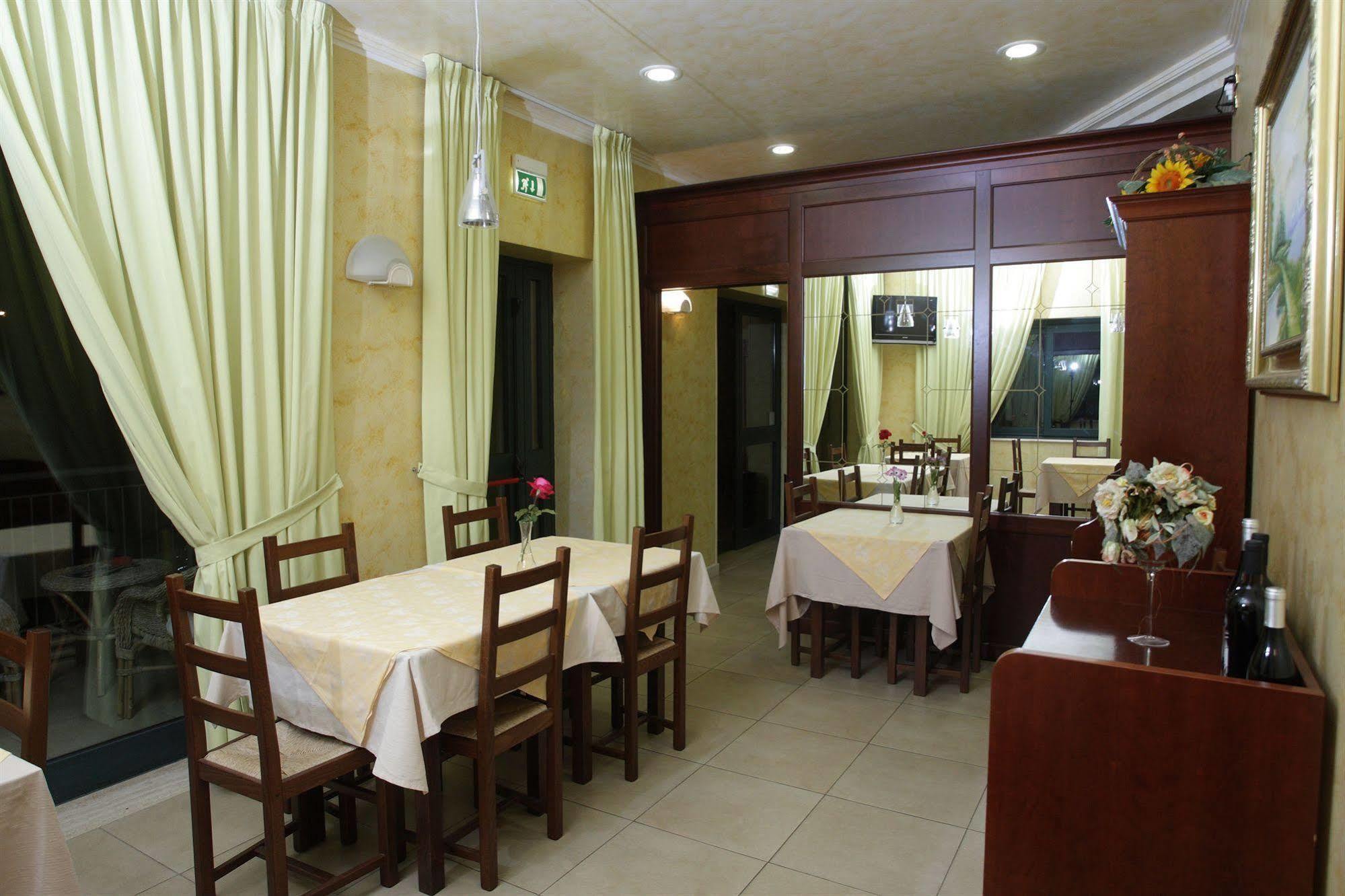 Pino Hotel Gizzeria Dış mekan fotoğraf